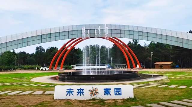 武汉江夏梁子湖畔有座农业园：2000亩种植基地布局火狐电竞像旅游景点(图1)